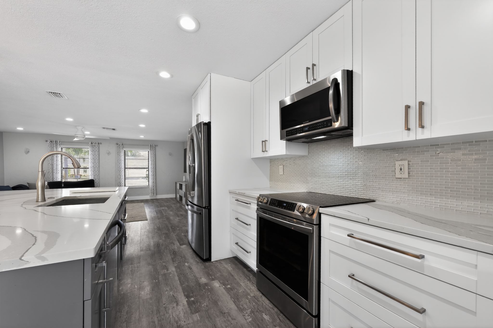 Kitchen view 4 at 159 SE 26th Ave, Boynton Beach